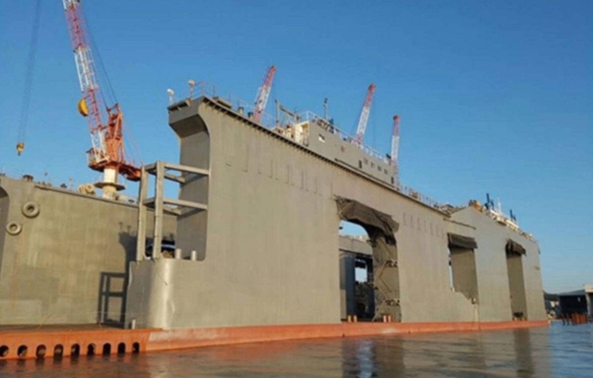 10,000T Floating Dry Dock photo 3