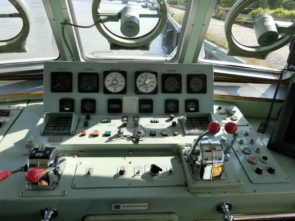 Firefighting Vessel photo 13